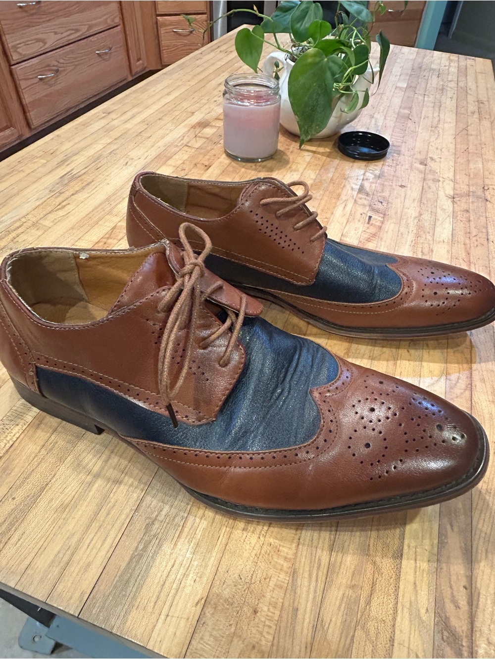 Men's Two-Tone Brown and Navy Wingtip Derby Shoes